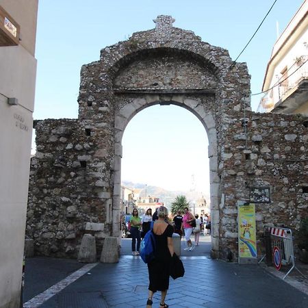 C'Est La Vie Taormina Lägenhet Exteriör bild