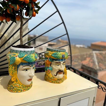 C'Est La Vie Taormina Lägenhet Exteriör bild
