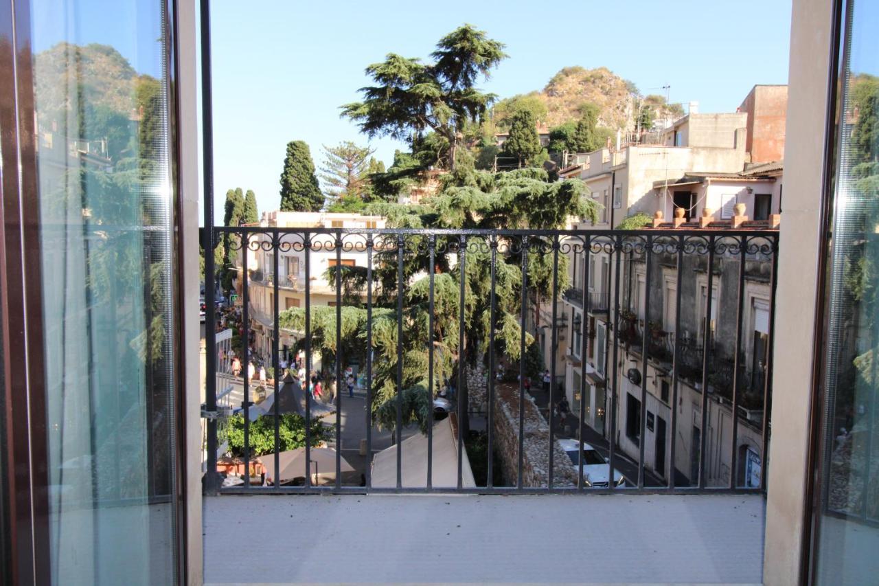 C'Est La Vie Taormina Lägenhet Exteriör bild