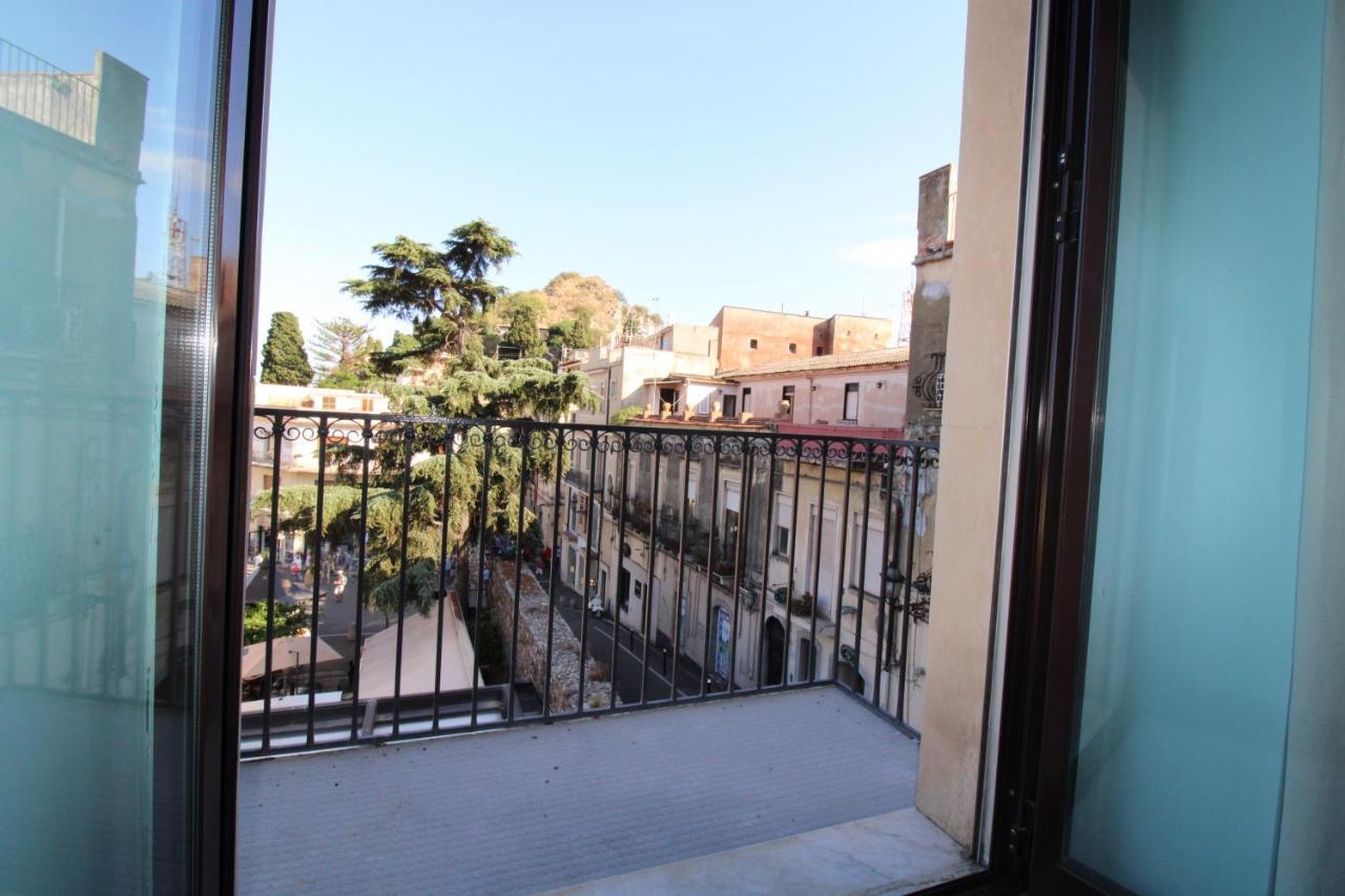 C'Est La Vie Taormina Lägenhet Exteriör bild